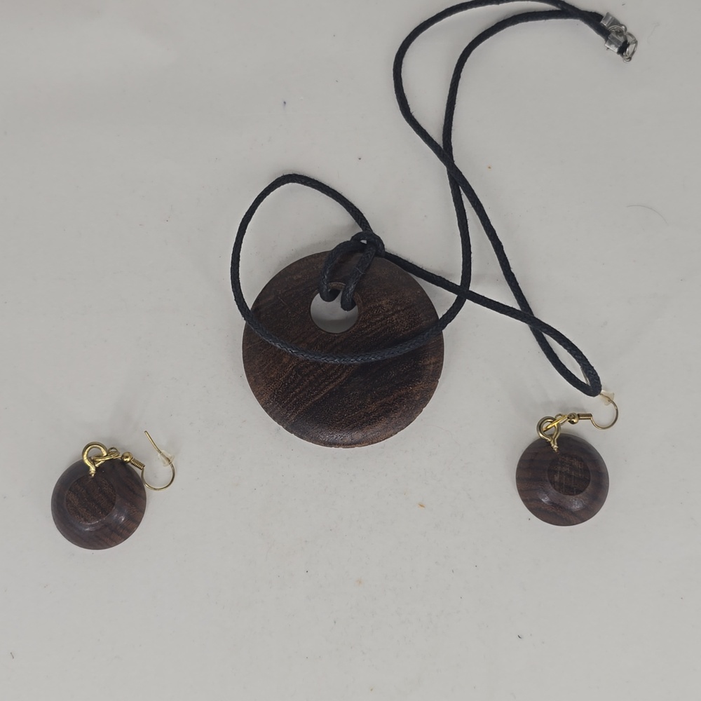 Black Walnut necklace and small bowls earrings